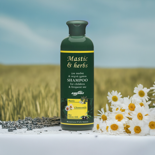 Sanftes natürliches Shampoo mit Mastix, Kamille und&nbsp;Bio-Olivenöl